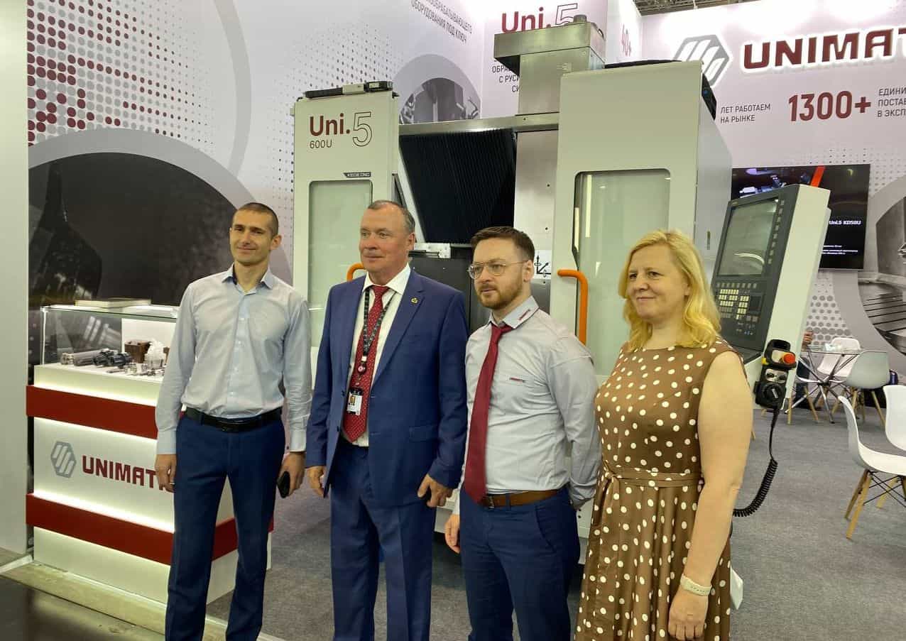 Олег Фишелев